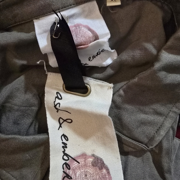 Ash & Ember Army Green Button-Up Shirt - Picture 5 of 5